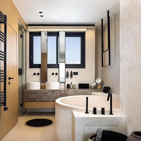 Etheria Elli Villa, Retreat To Ethereal Luxury And Wellness By Etouri ヴィラ *