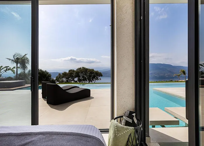 Etheria Elli Villa, Retreat To Ethereal Luxury And Wellness By Etouri Вилла *